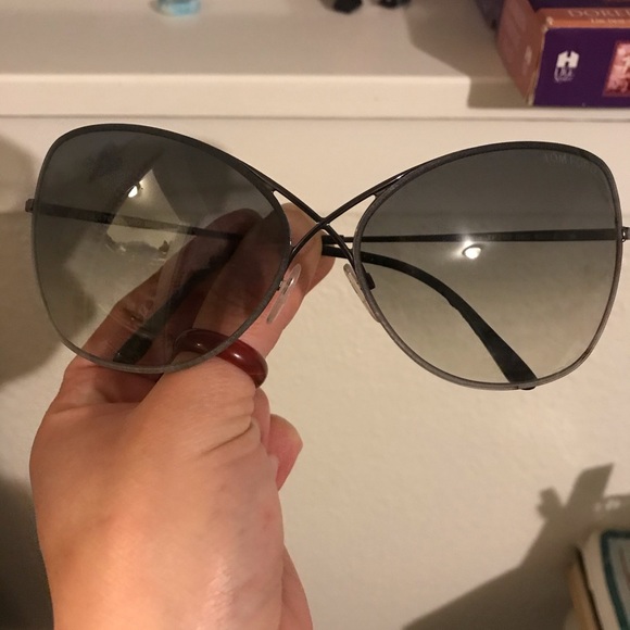 Tom Ford Sunglasses - Picture 4 of 6